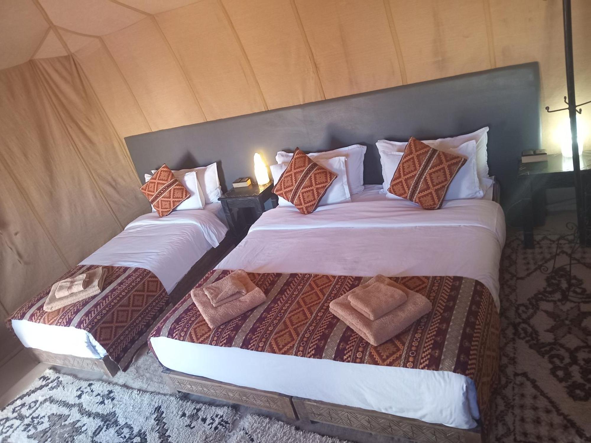 Erg Chebbi Romantic Desert Camp Merzouga Exteriör bild