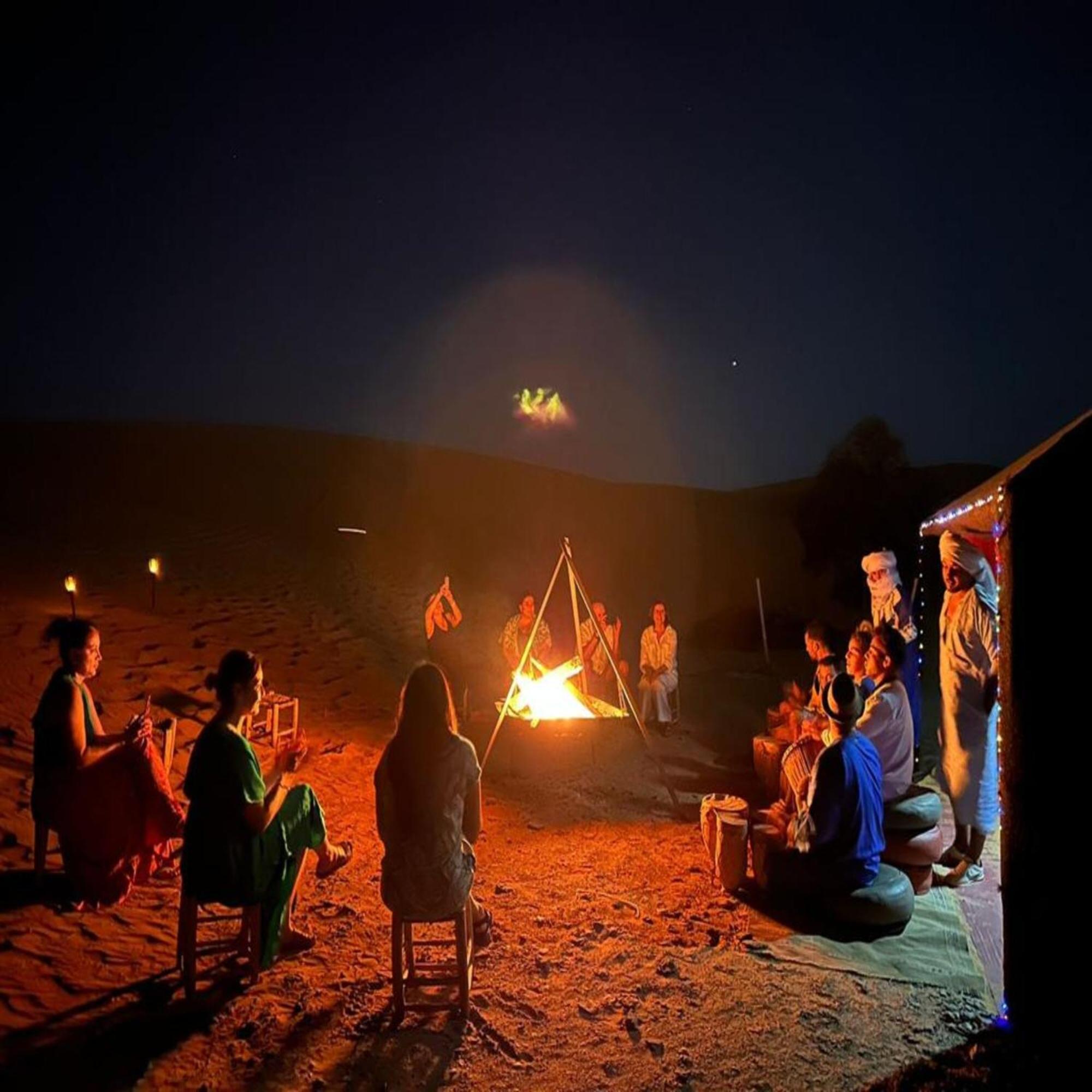 Erg Chebbi Romantic Desert Camp Merzouga Rum bild