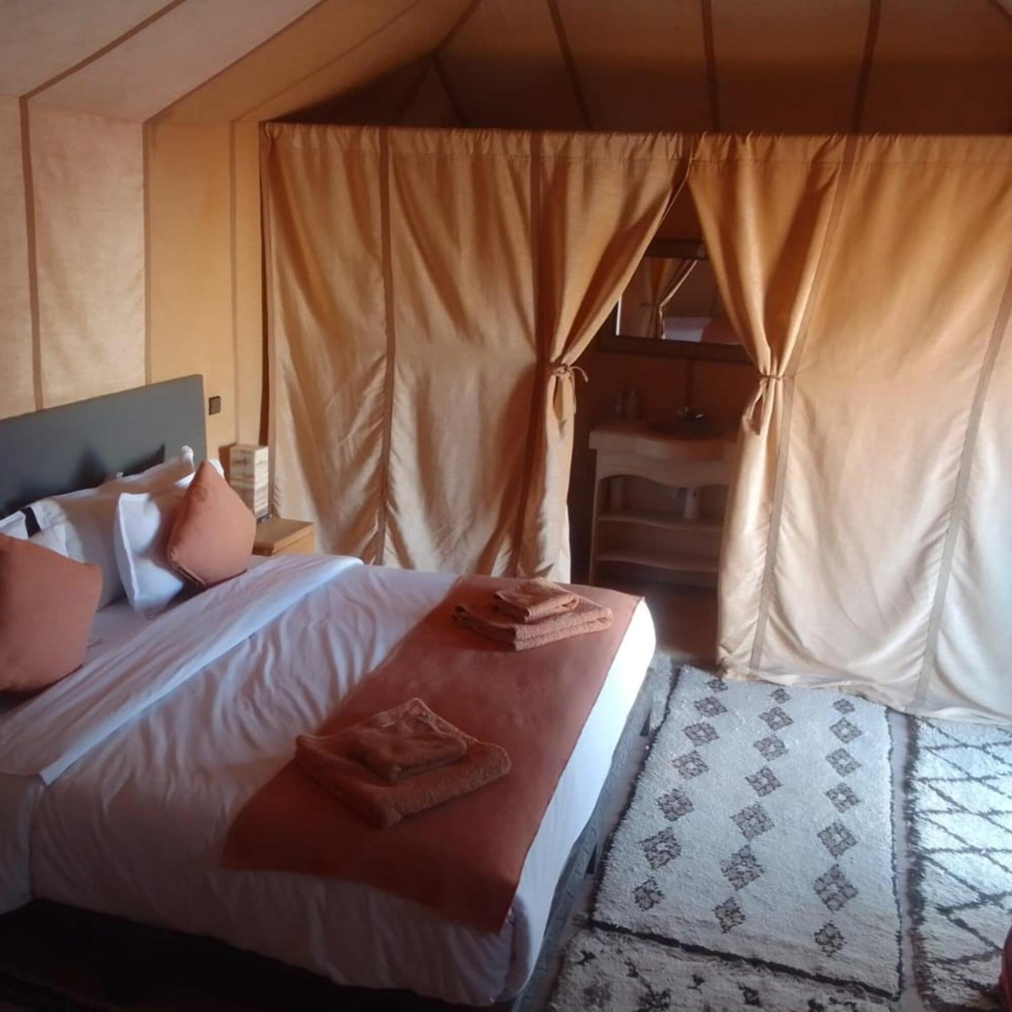 Erg Chebbi Romantic Desert Camp Merzouga Exteriör bild