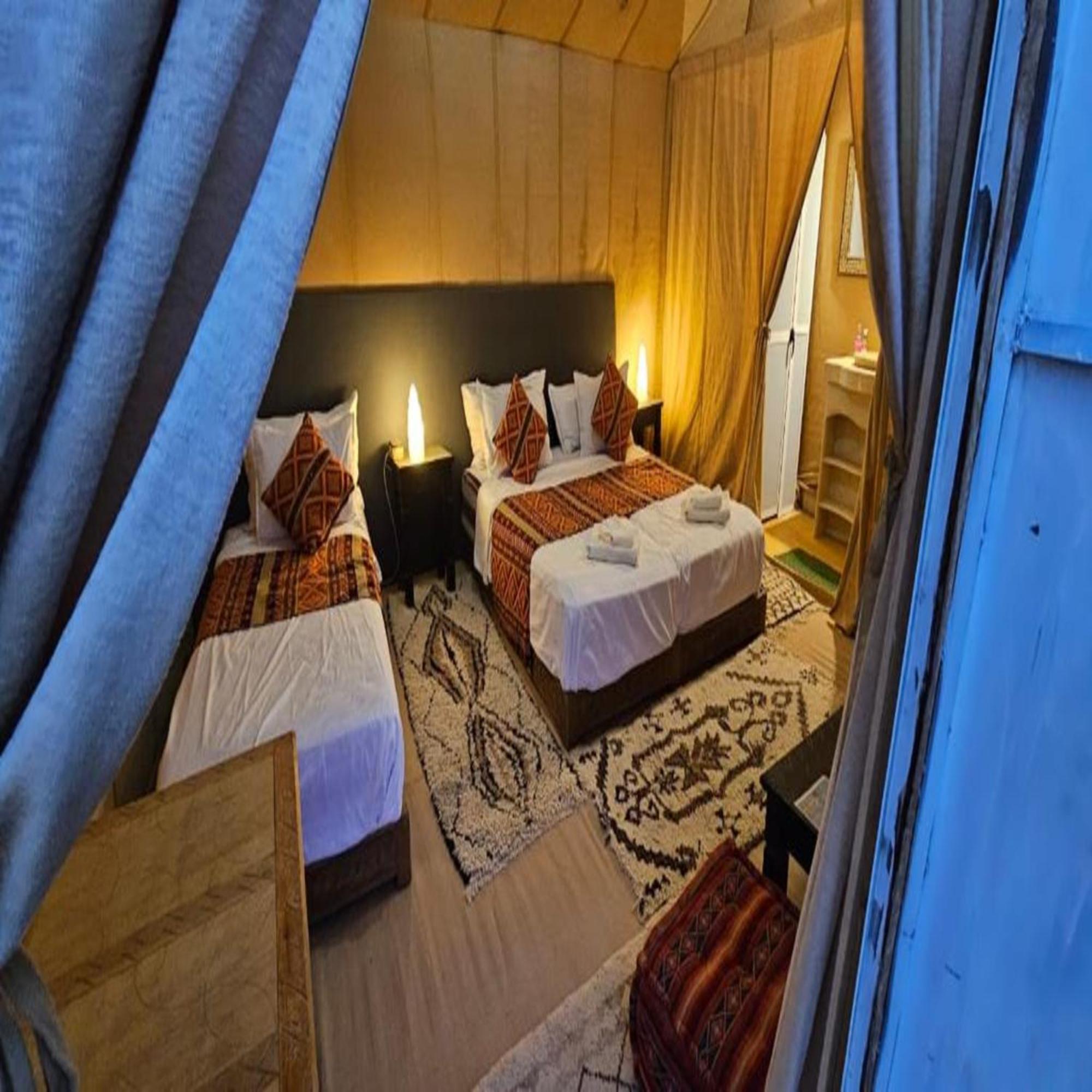Erg Chebbi Romantic Desert Camp Merzouga Rum bild